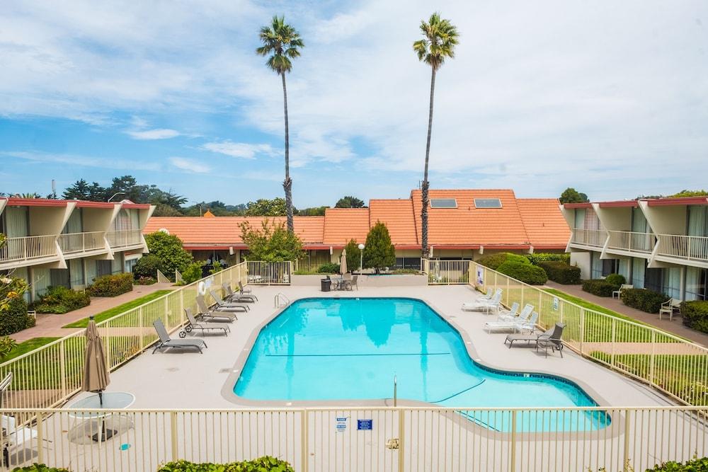 Travelodge By Wyndham Monterey Bay Εξωτερικό φωτογραφία