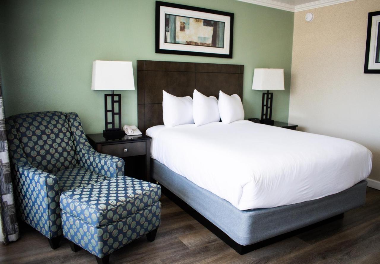 Travelodge By Wyndham Monterey Bay Εξωτερικό φωτογραφία
