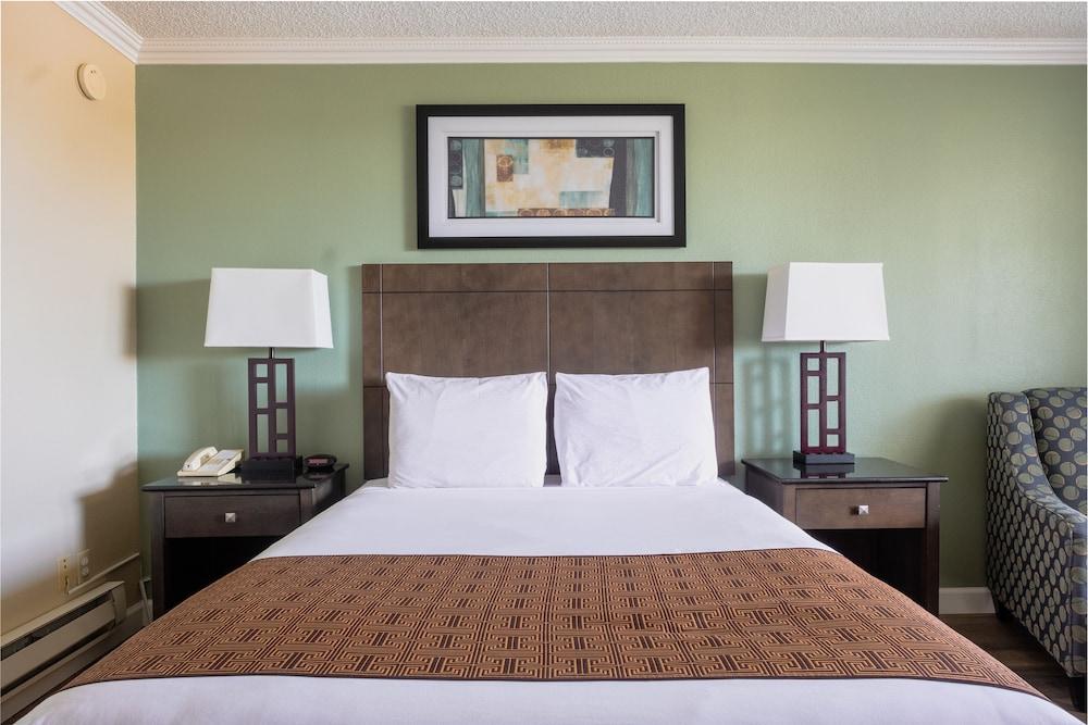 Travelodge By Wyndham Monterey Bay Εξωτερικό φωτογραφία