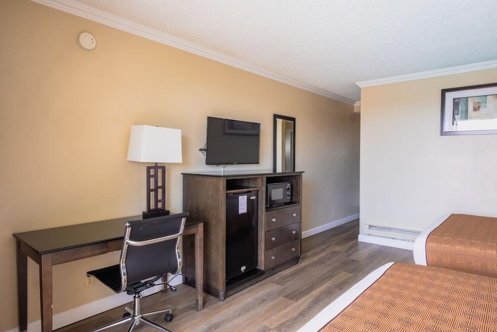 Travelodge By Wyndham Monterey Bay Εξωτερικό φωτογραφία