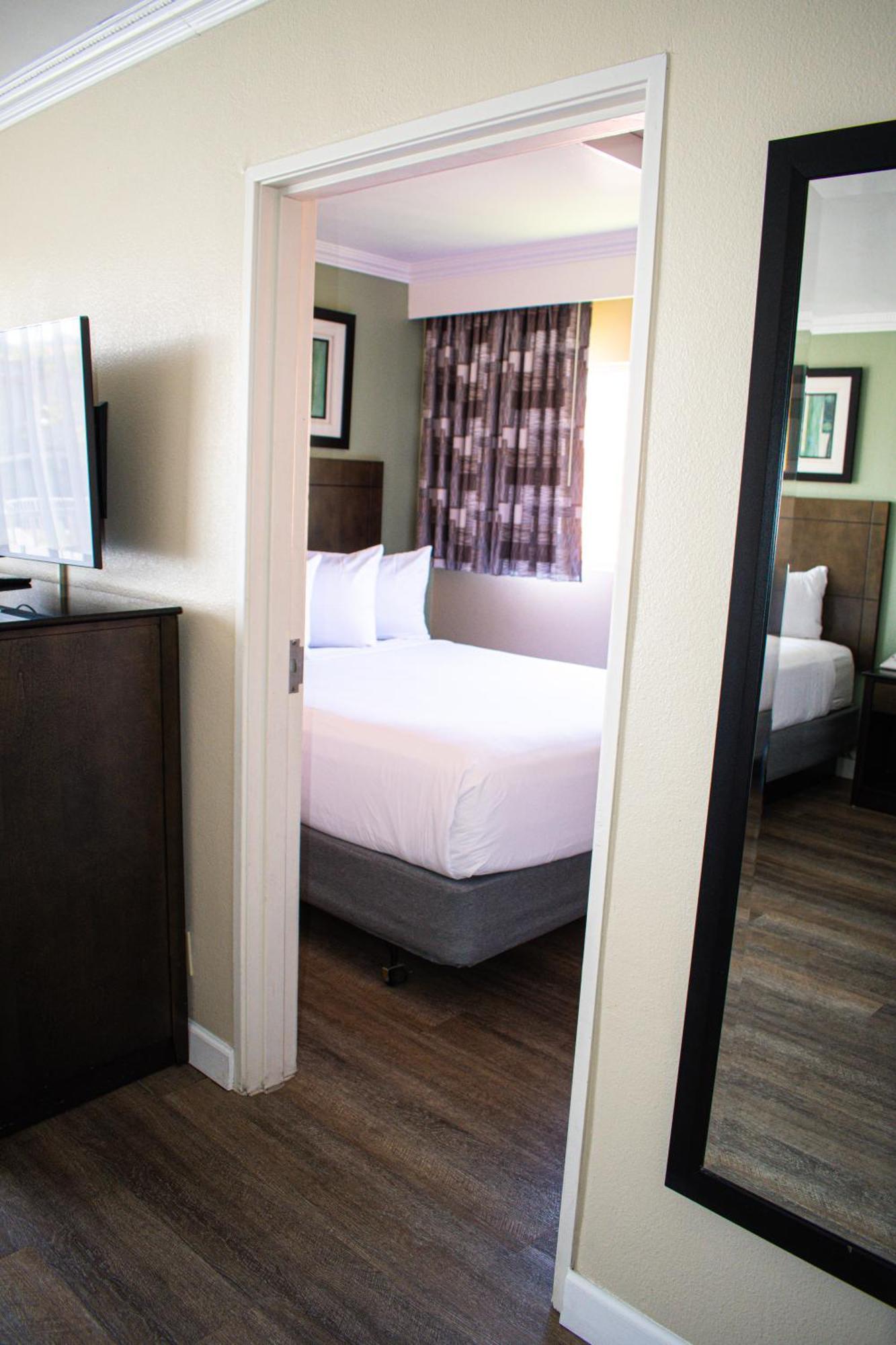 Travelodge By Wyndham Monterey Bay Εξωτερικό φωτογραφία