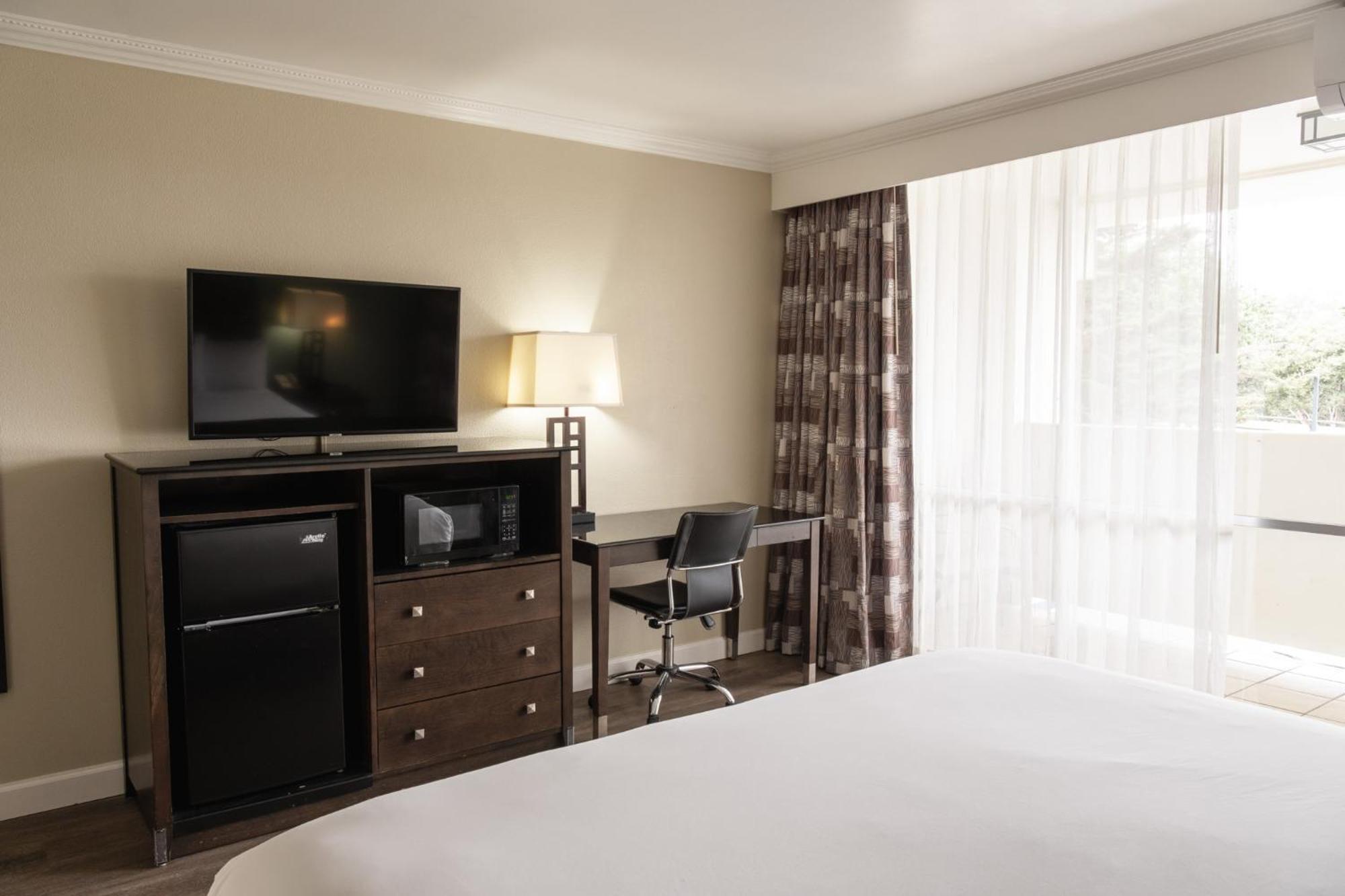 Travelodge By Wyndham Monterey Bay Εξωτερικό φωτογραφία
