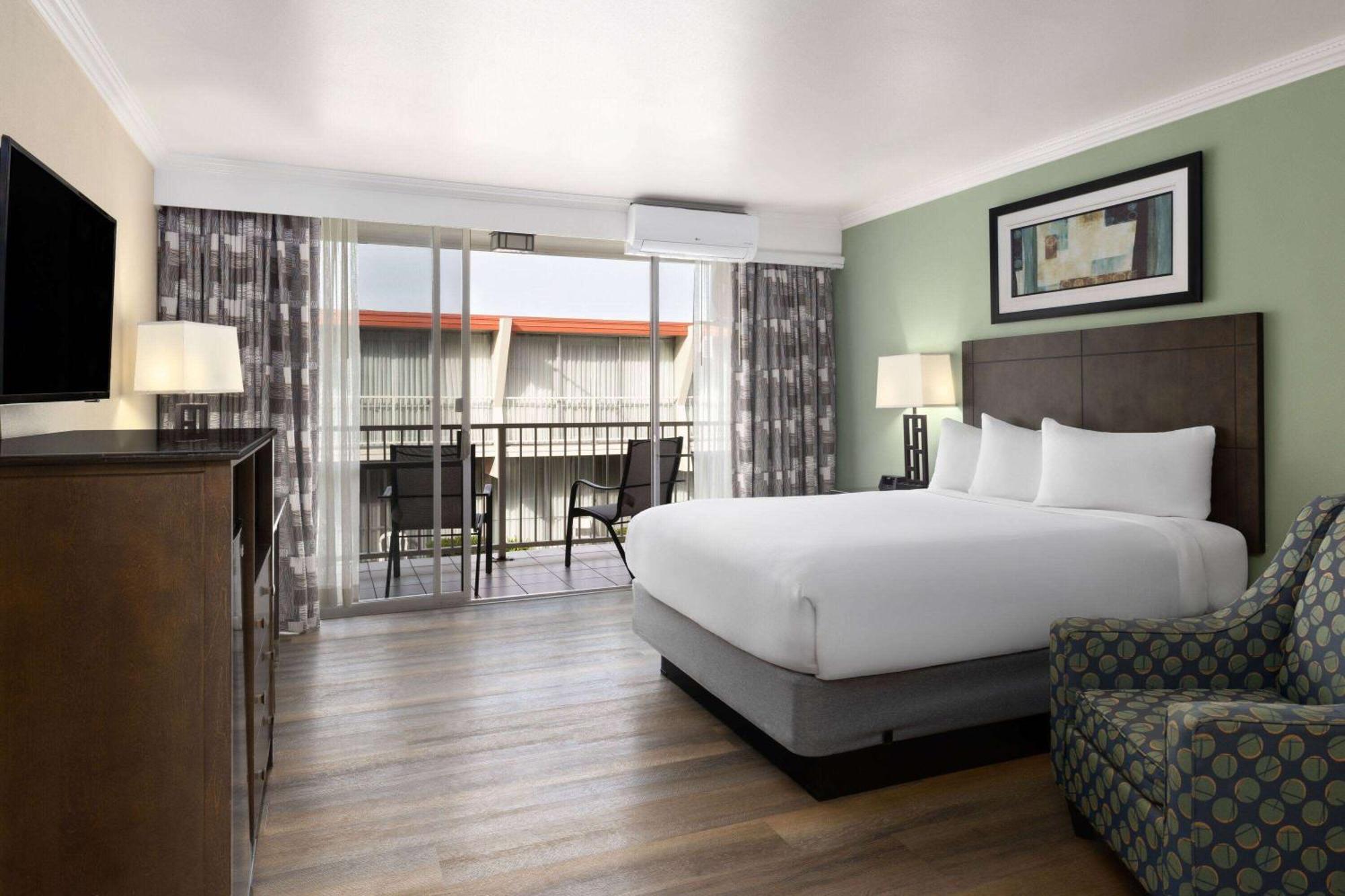 Travelodge By Wyndham Monterey Bay Εξωτερικό φωτογραφία