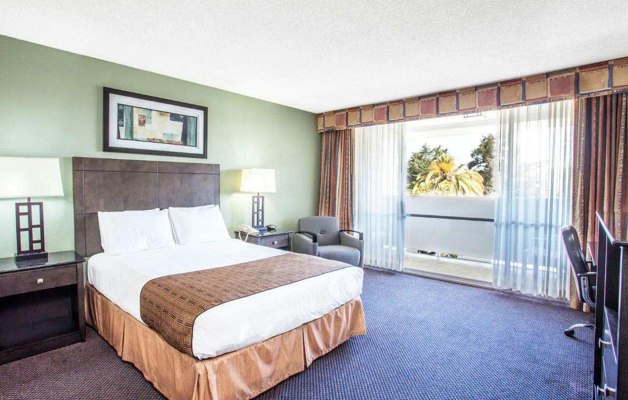 Travelodge By Wyndham Monterey Bay Εξωτερικό φωτογραφία